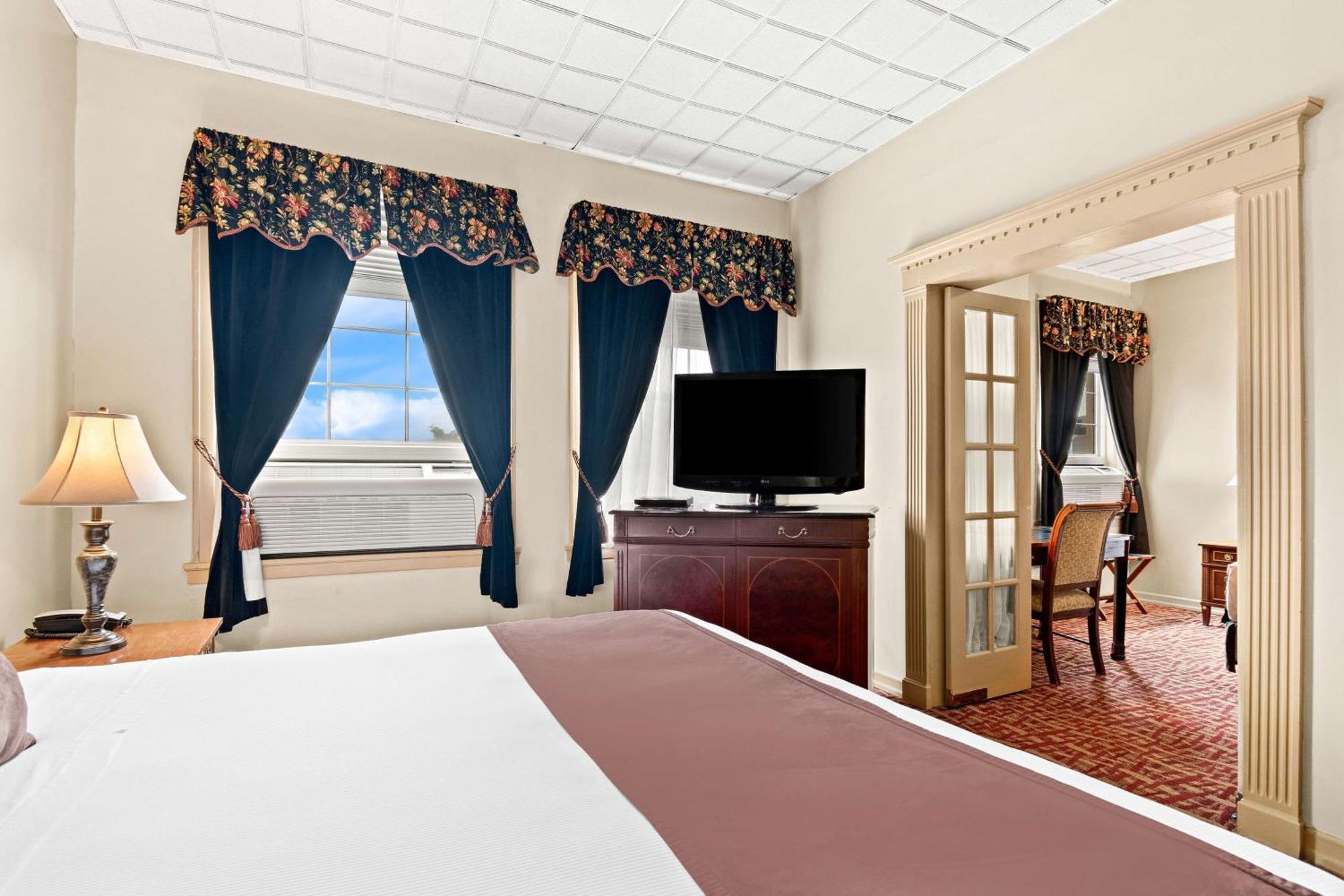 Genetti Hotel, Surestay Collection By Best Western Williamsport Exterior photo